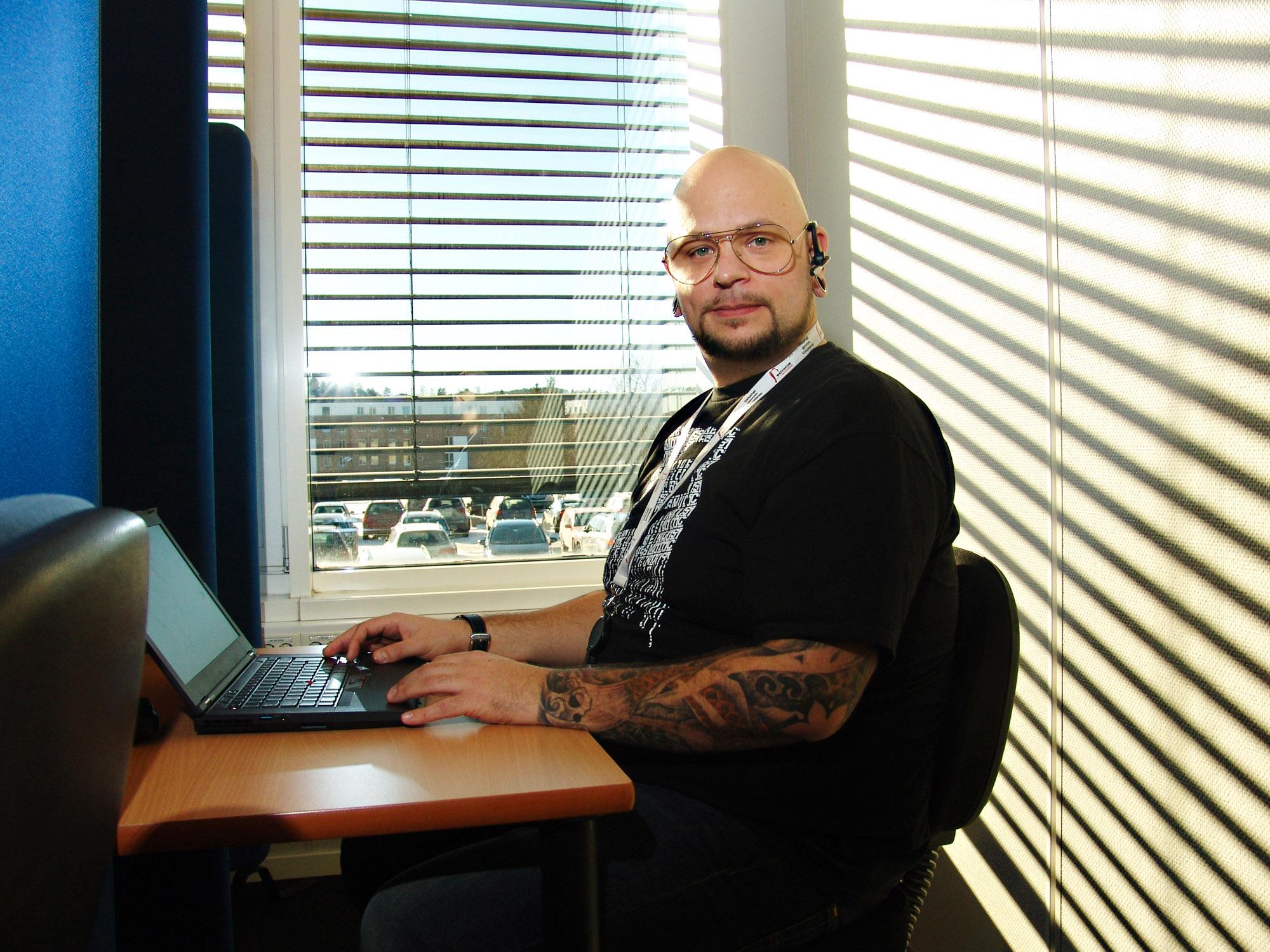 Bjørn Åge Hansen underviser i Drift av nettverk og Systemingeniør Microsoft.