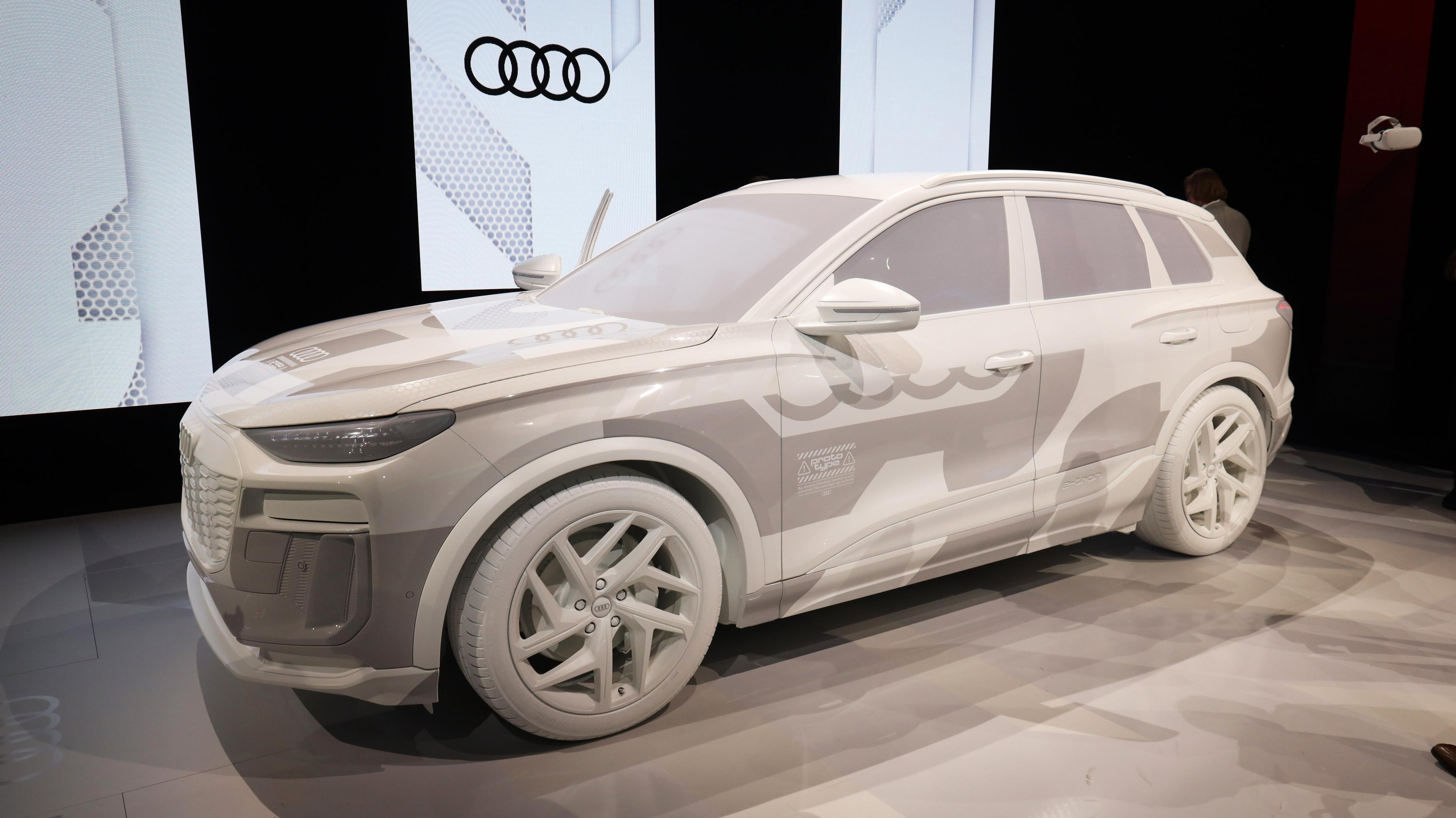 Første glimt på innsiden: Slik er Audi Q6 e-tron