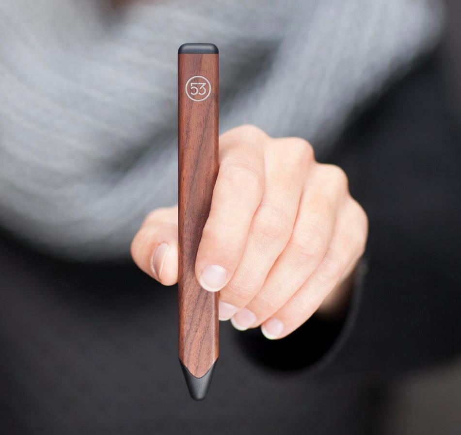 Pencil by FiftyThree er utformet som en god gammeldags blyant. Inni har den den samme teknologien som de andre produktene.Foto: FiftyThree