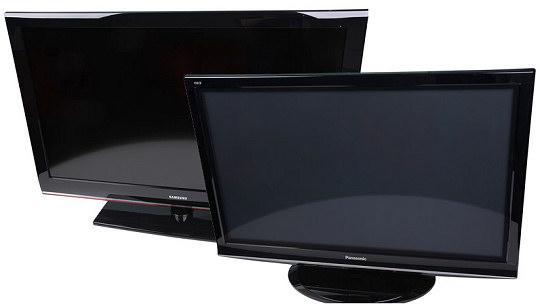 Gode TV-er til overkommelig pris: Samsung LE46B535 og Panasonic P42G10E (høyre)
