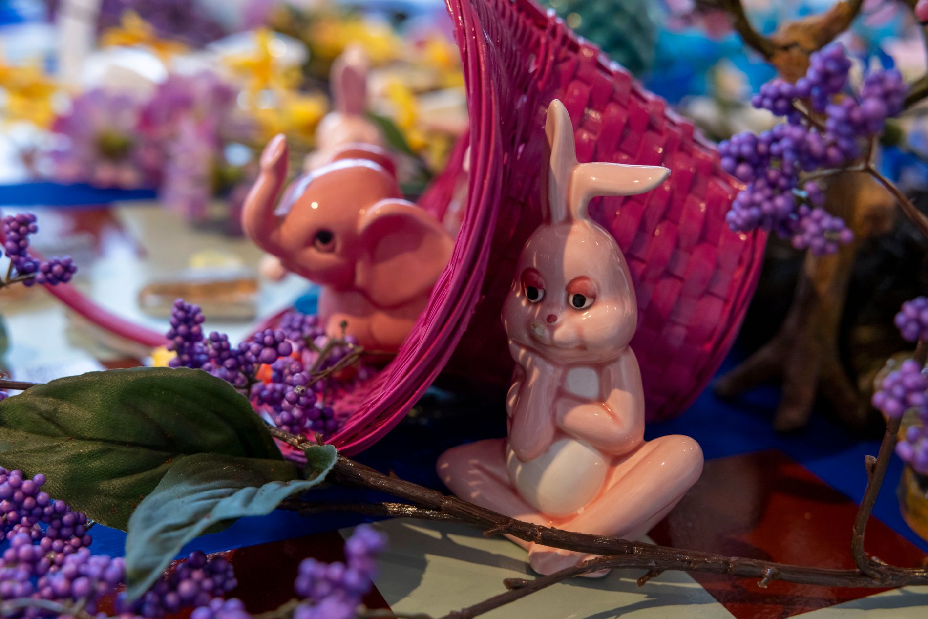 ”Det är är världens kåtaste kanin” säger Hanna om den rosa lilla dekorationskaninen. 