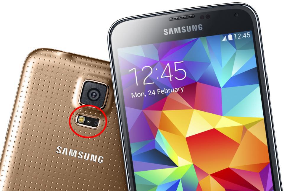 Stadig flere telefoner og smartklokker kommer med en optisk pulssensor.Foto: Samsung