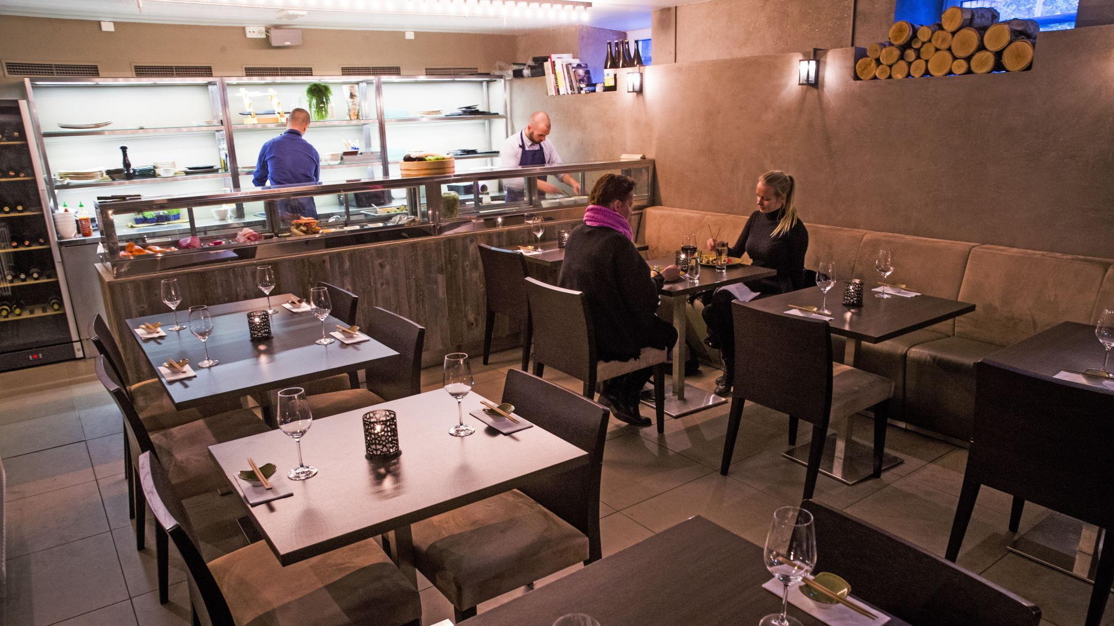 MANGELFULLT: Den nye sushirestauranten i Oslo har høye ambisjoner, men leverer ikke når ventetiden er lang og halvparten av rettene på menyen ikke er tilgjengelige. Foto: Frode Hansen/VG
