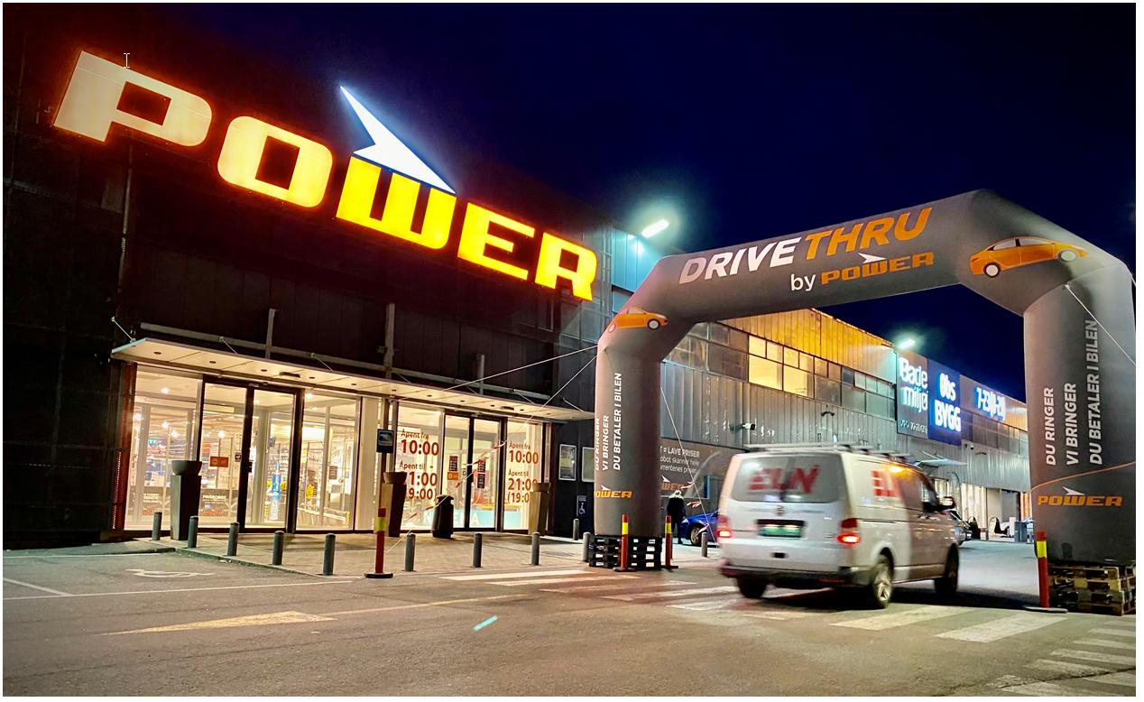 Ett av coronatiltakene hos Power var å åpne for at kunder kunne handle direkte fra bilen. Nå åpner de igjen opp for «åpent kjøp» i butikkene. 