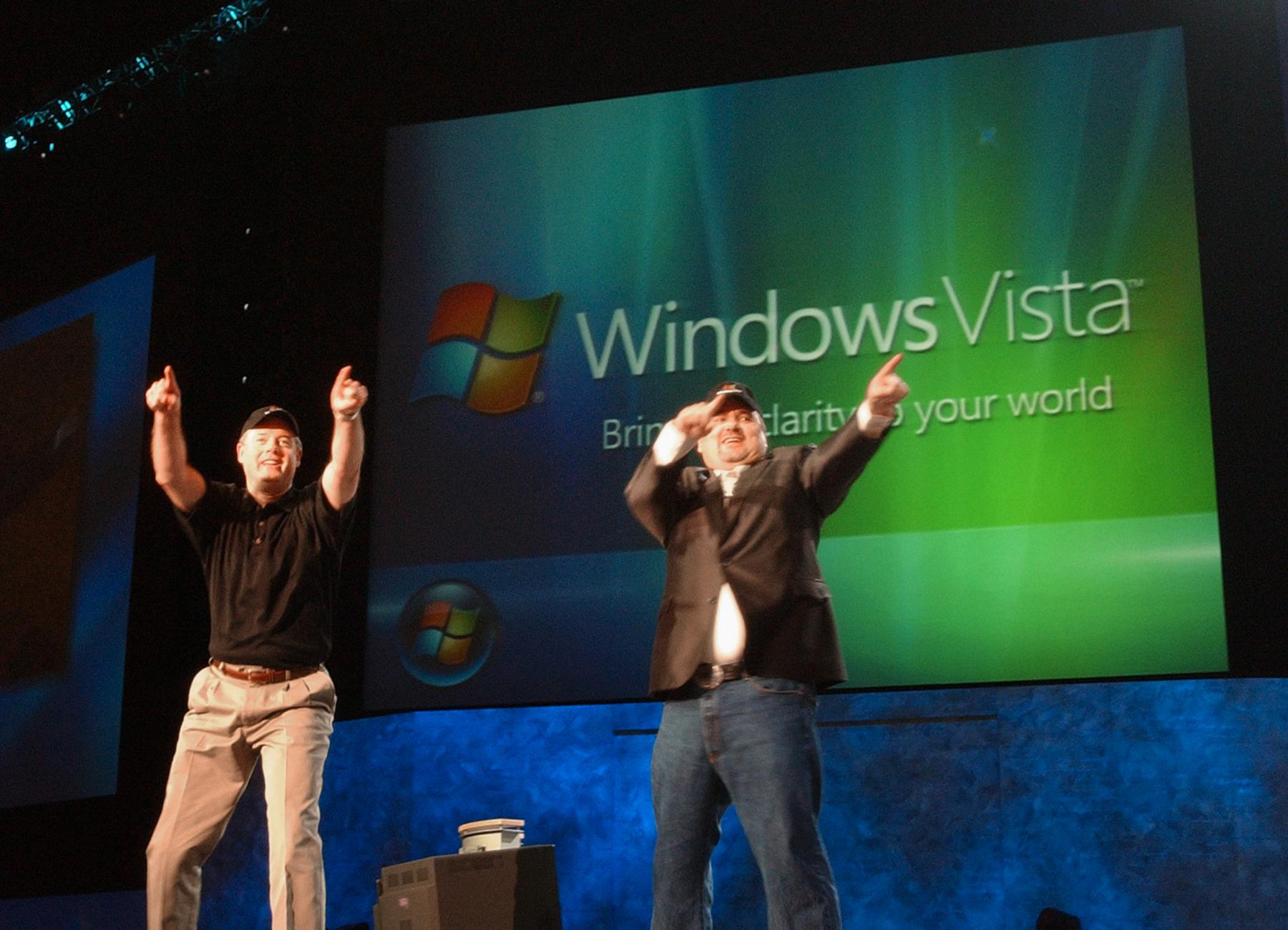 Windows Vista ga Microsoft et frynsete rykte. Her blir operativsystemet annonsert i juli 2005.Foto: Microsoft