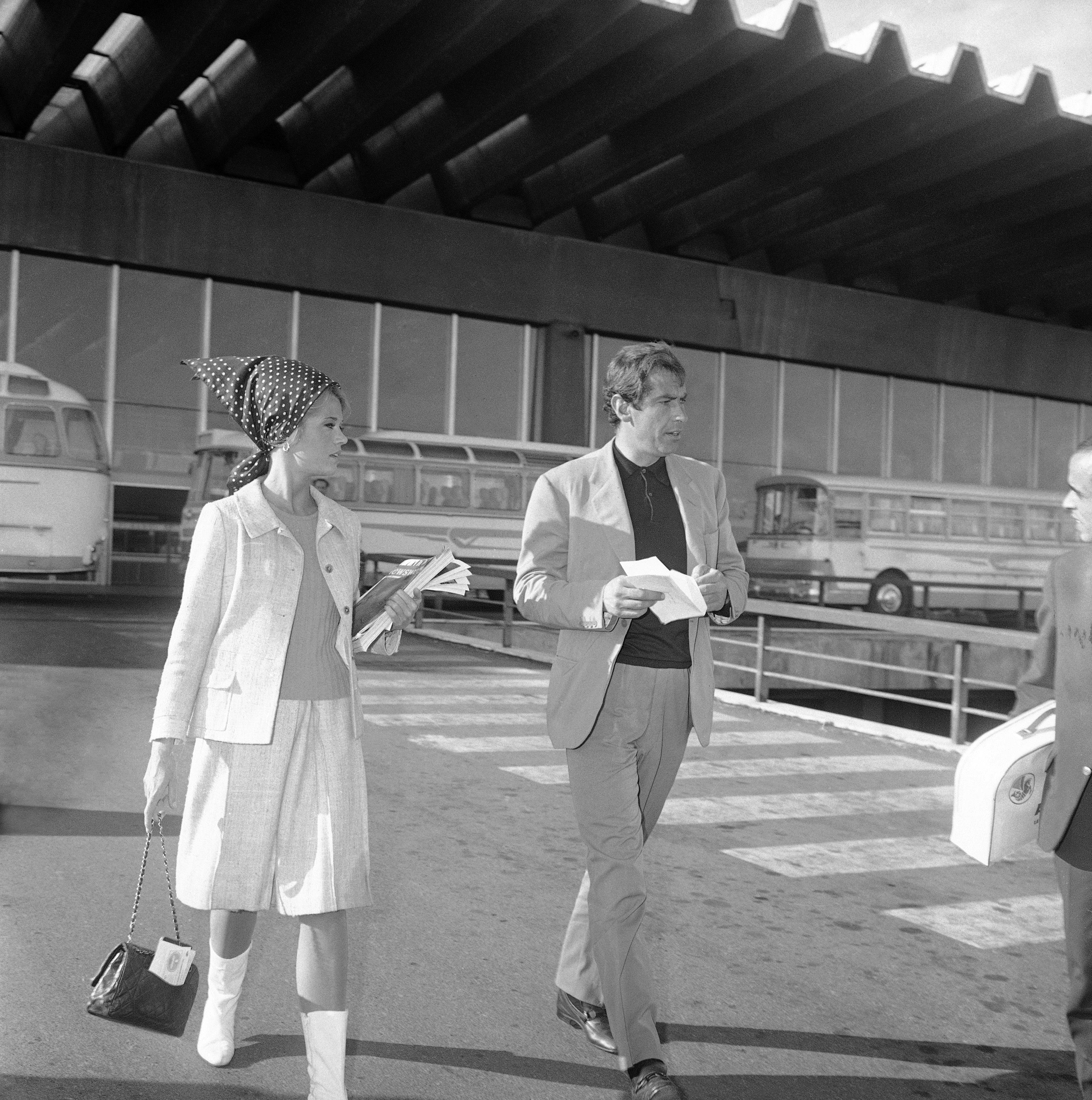 Fonda og Vadim ved flyplassen i Roma sommeren 1965. 