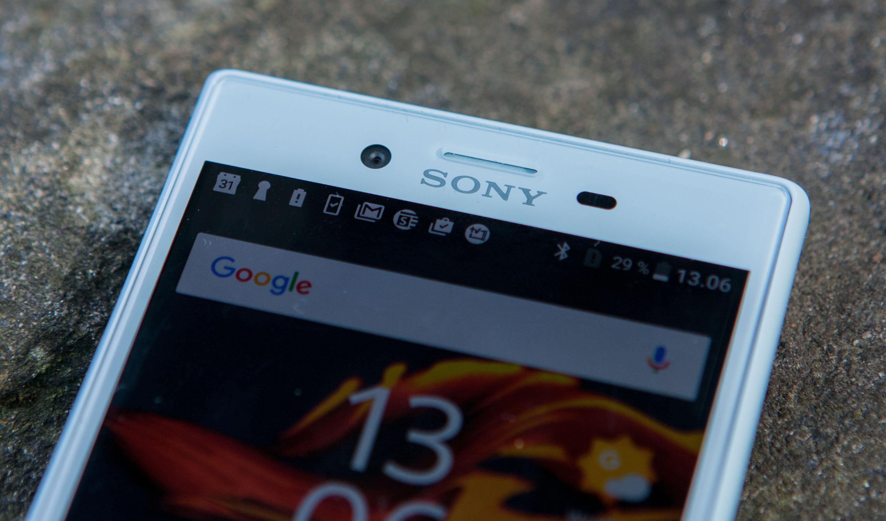 Frontkameraet har den laveste oppløsningen av alle Sony-mobiler i år, med fem megapiksler.
