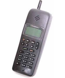 Nokia 1011 var Nokias første masseproduserte GSM-telefon.