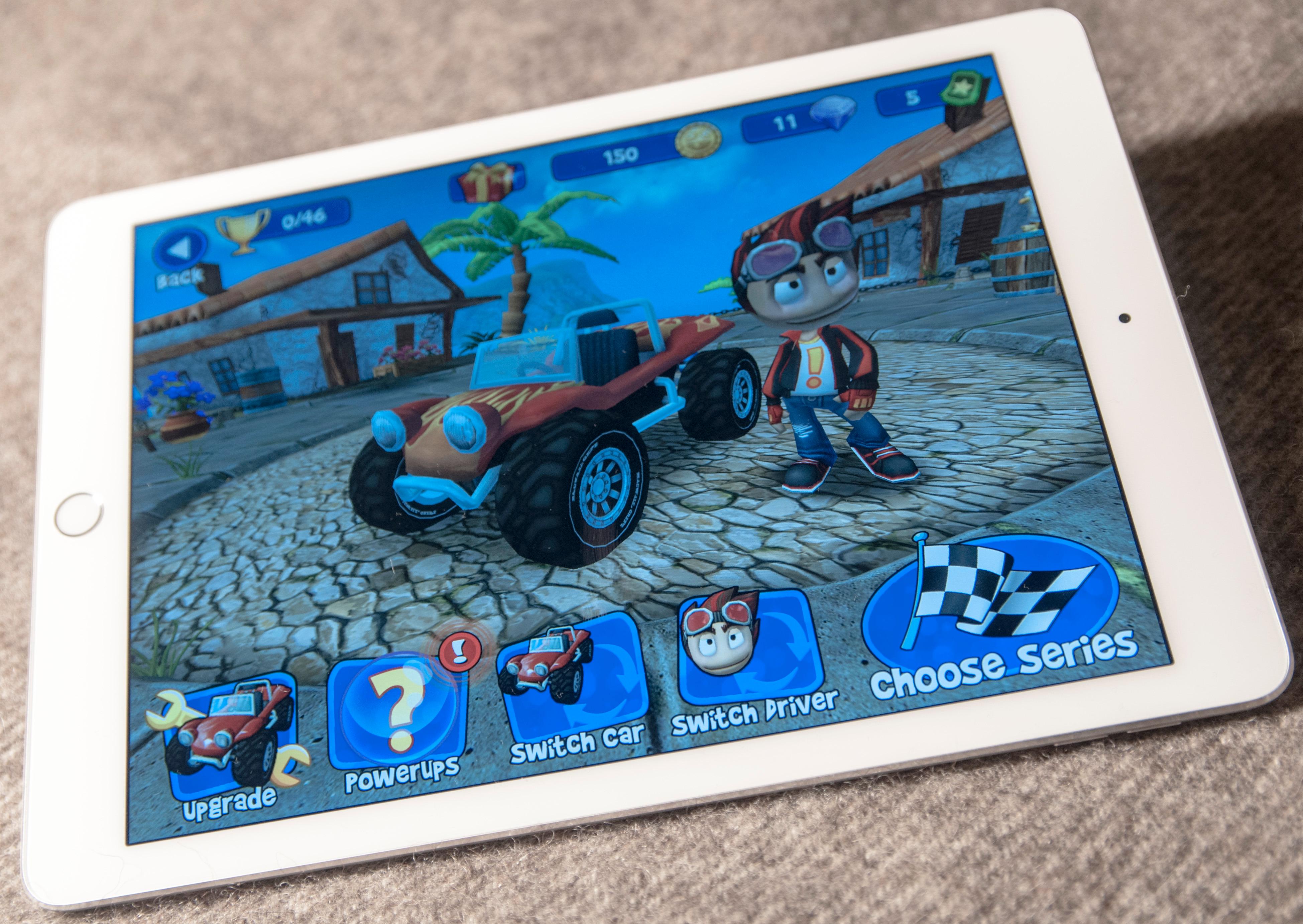 iPad Air 2 er rett og slett en fortreffelig spillmaskin. På sitt beste blir grafikken påfallende naturtro, men også spill med tegneserieaktig grafikk kan dra nytte av hestekreftene under skjermen.Foto: Finn Jarle Kvalheim, Tek.no