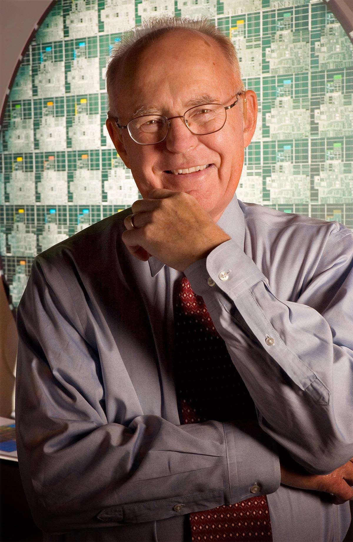 Gordon Moore, med-gründer og tidligere styreformann i Intel.