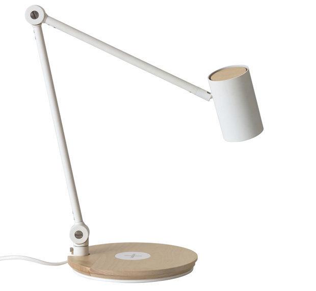 Lampe med lader. Foto: IKEA