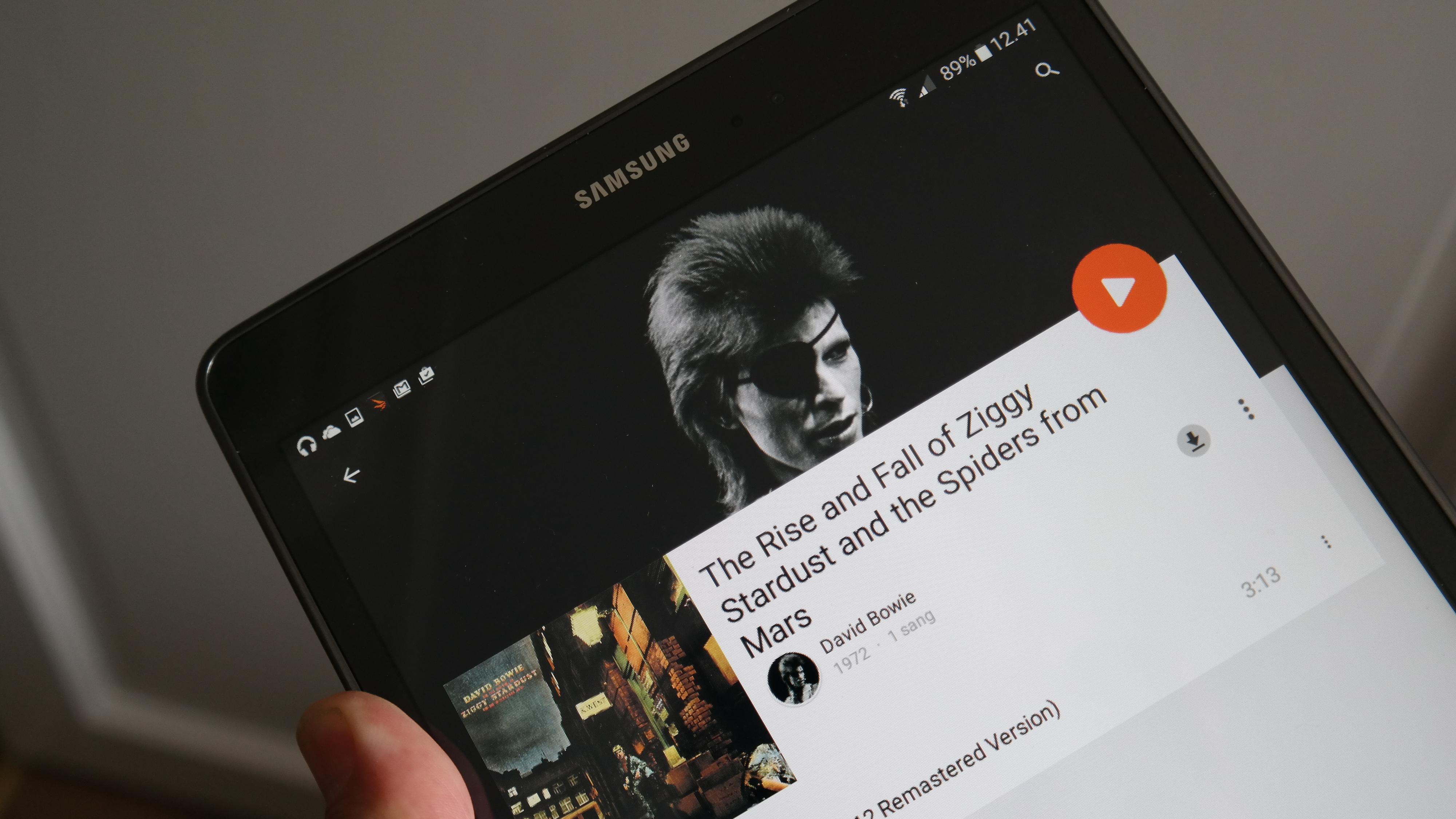 Musikkspilleren fra Google lar deg abonnere på musikk. Du kan også bruke Samsungs egen musikkspiller, eller laste ned andre musikk-apper. Foto: Espen Irwing Swang, Tek.no
