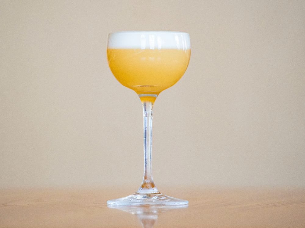 Perfect lady – en drink med persikolikör och gin. 