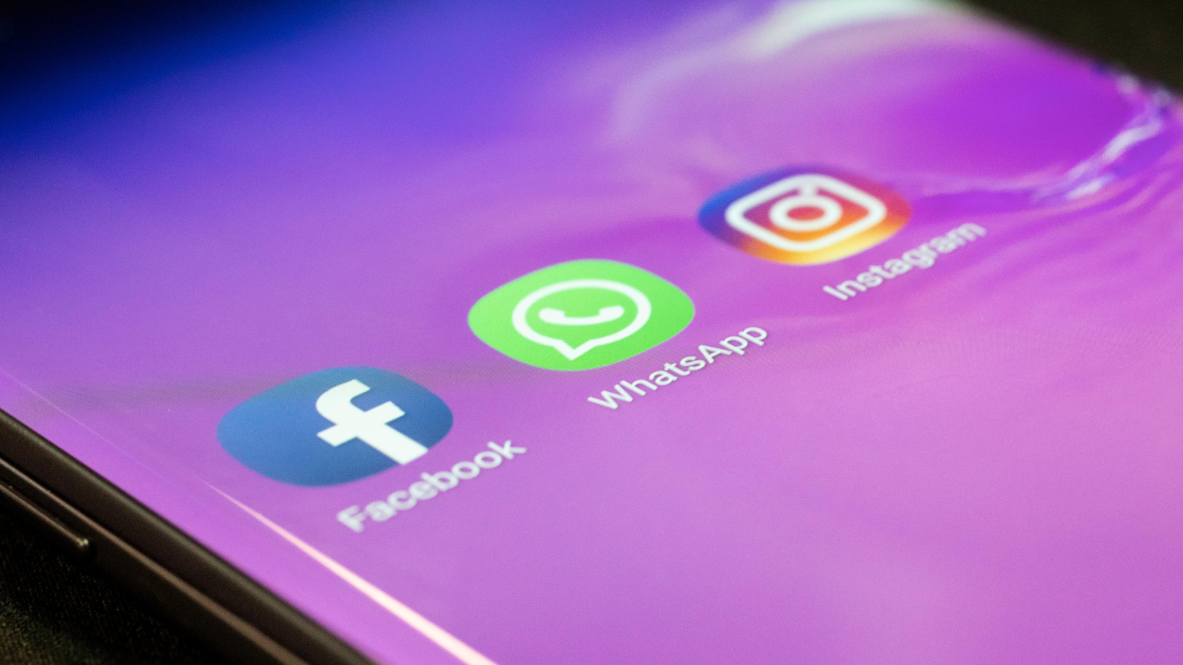 WhatsApp får bot på 2,3 milliarder kroner i Irland 