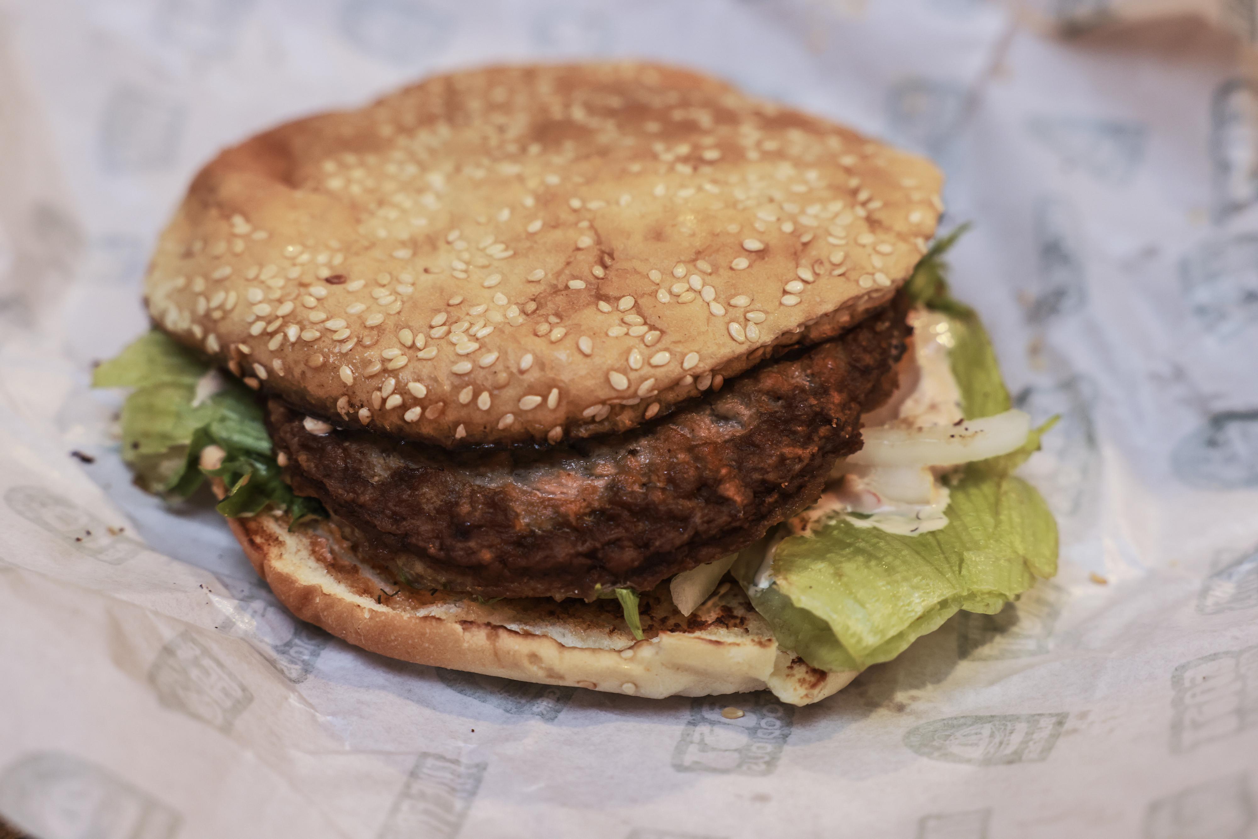 100 grams burger fra YX 7–11