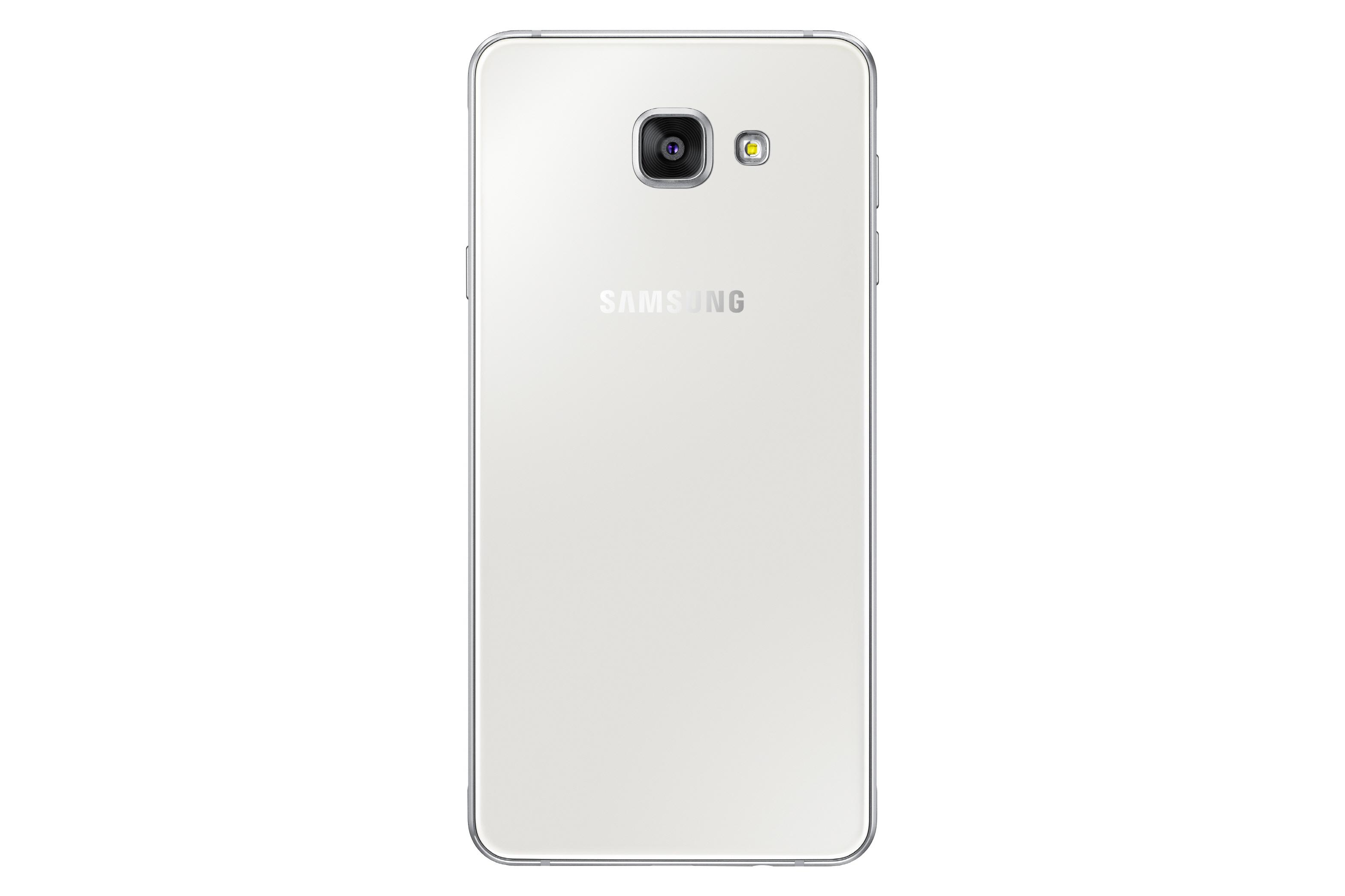 Baksiden av nye Galaxy A7. Foto: Samsung