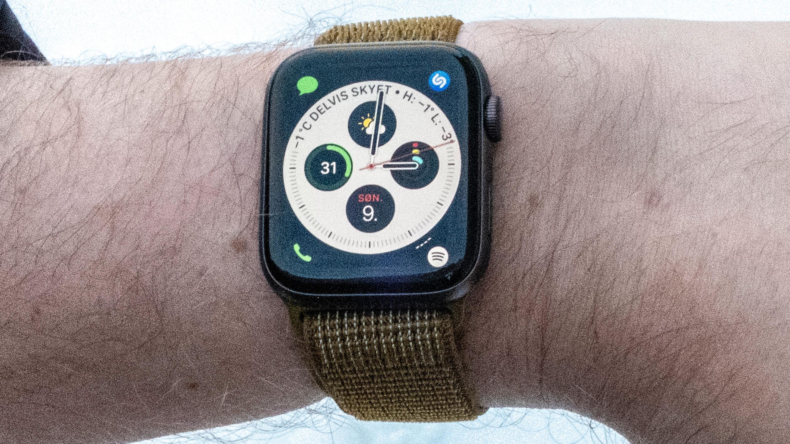 Apple Watch Series 4 4G