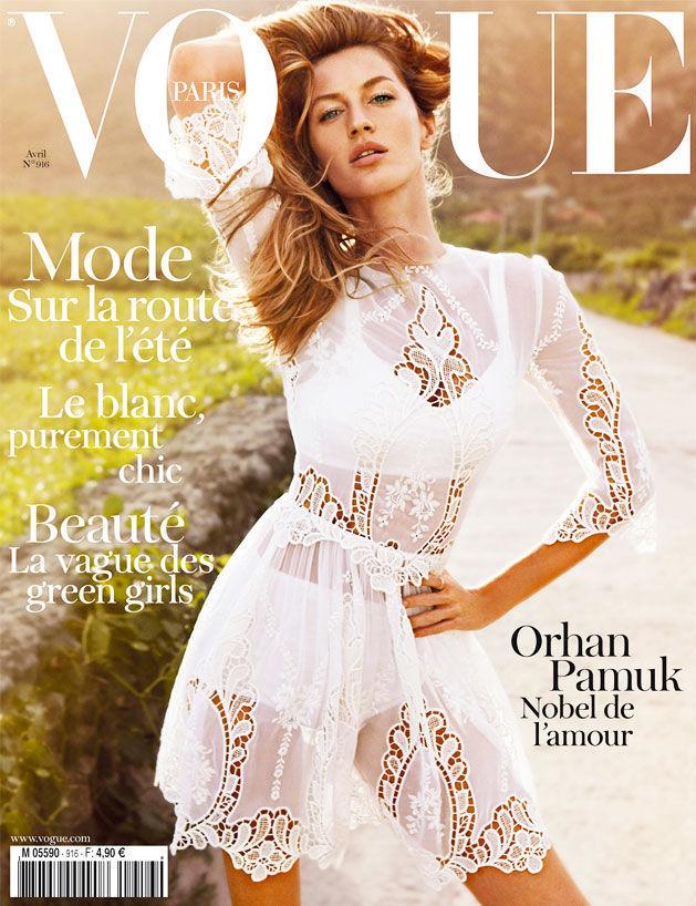 IKONISK: April-utgaven av Vogue Paris i 2011 var Emanuelle Alts første utgave som sjefredaktør. Faksimile: Vogue Paris