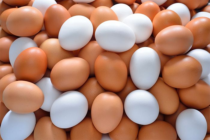Bruna och vita ägg – vilka föredrar du?