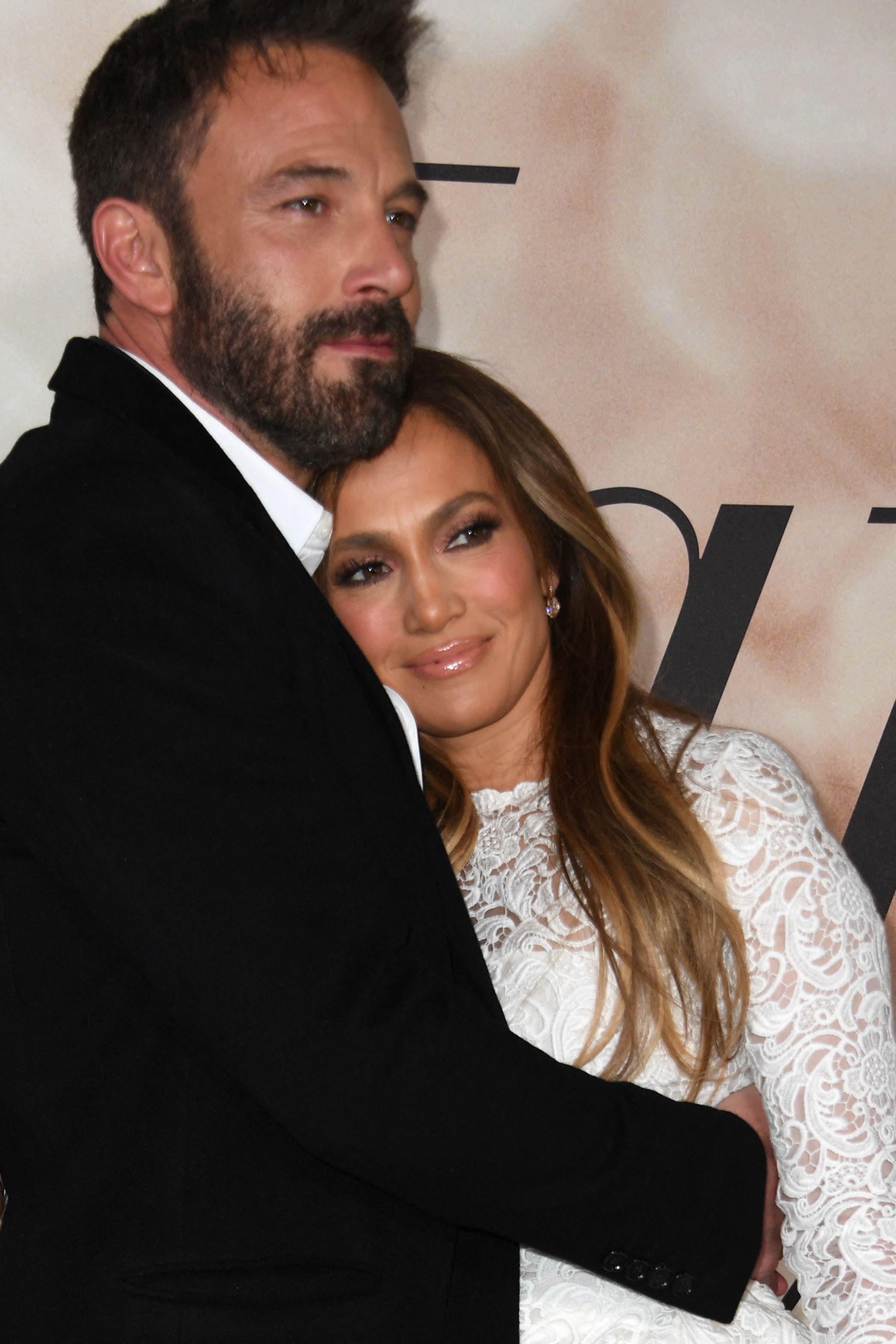 MANN OG KONE: Ben Affleck og Jennifer Lopez har feiret giftermålet. 