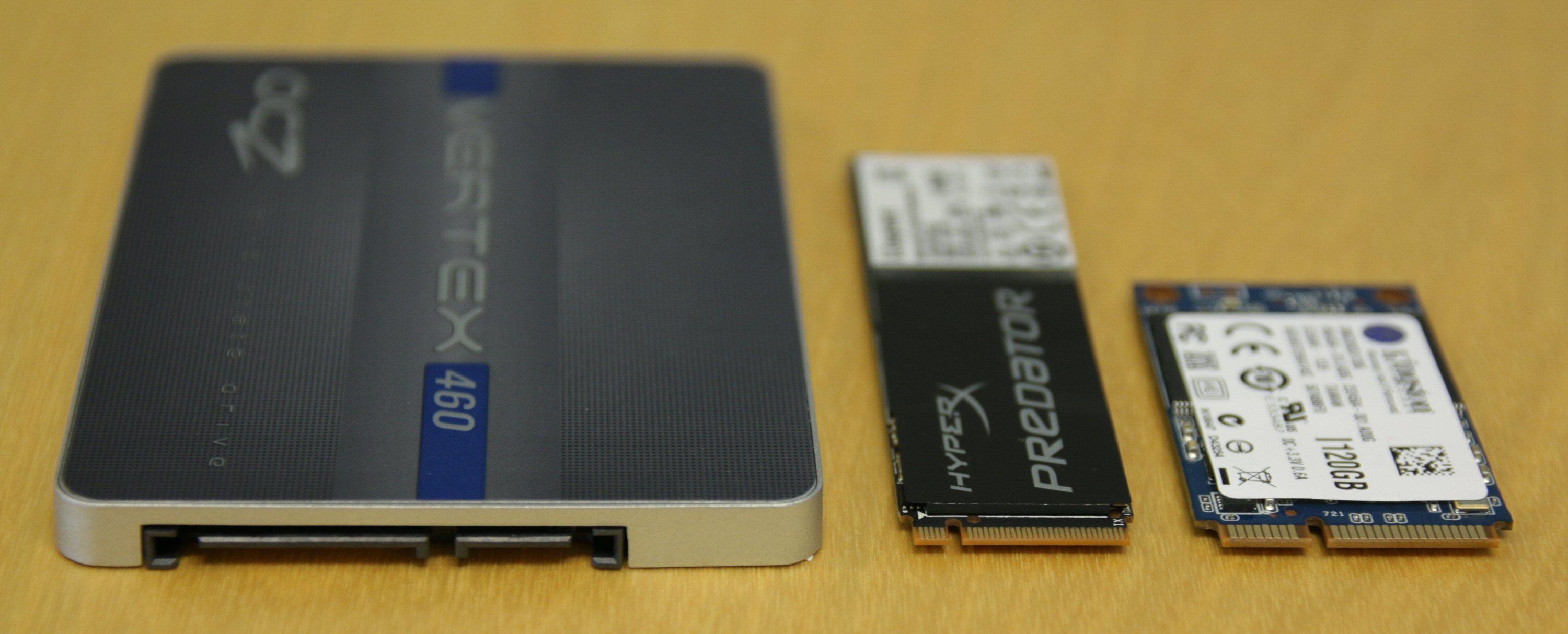 Tre SSD-er: En vanlig 2,5-tommer, en M.2 (M-nøkkel, 2280) og en mSATA. Foto: Vegar Jansen, Tek.no