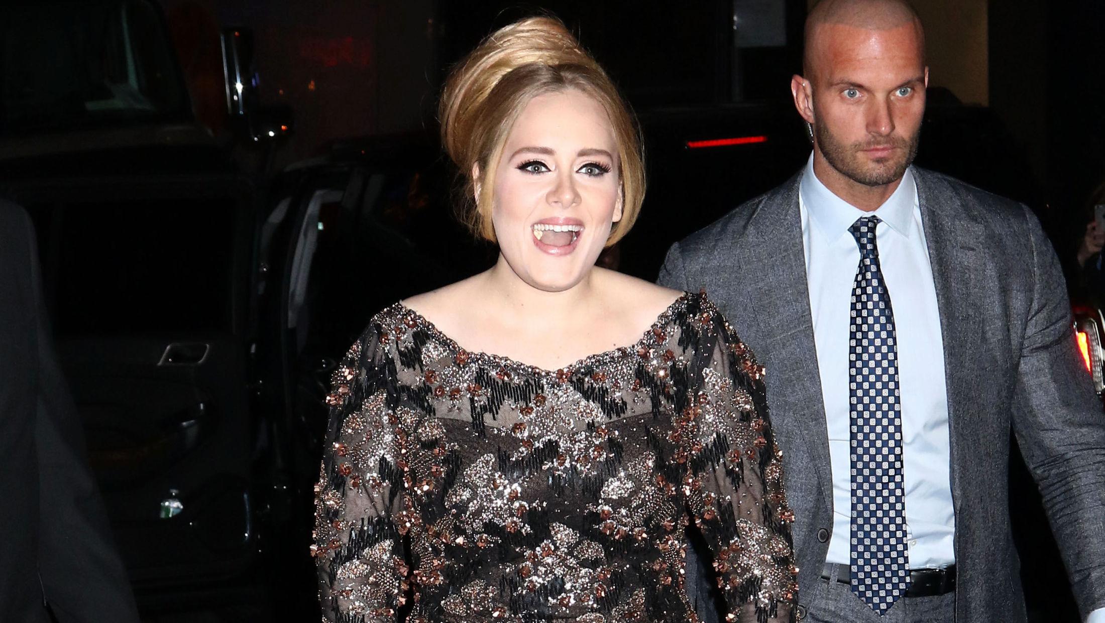 2015: Adele viser ser sjeldent i offentligheten. Her er hun avbildet i 2015 i forbindelse med en konsert hun holdt i New York. Foto: NTB scanpix