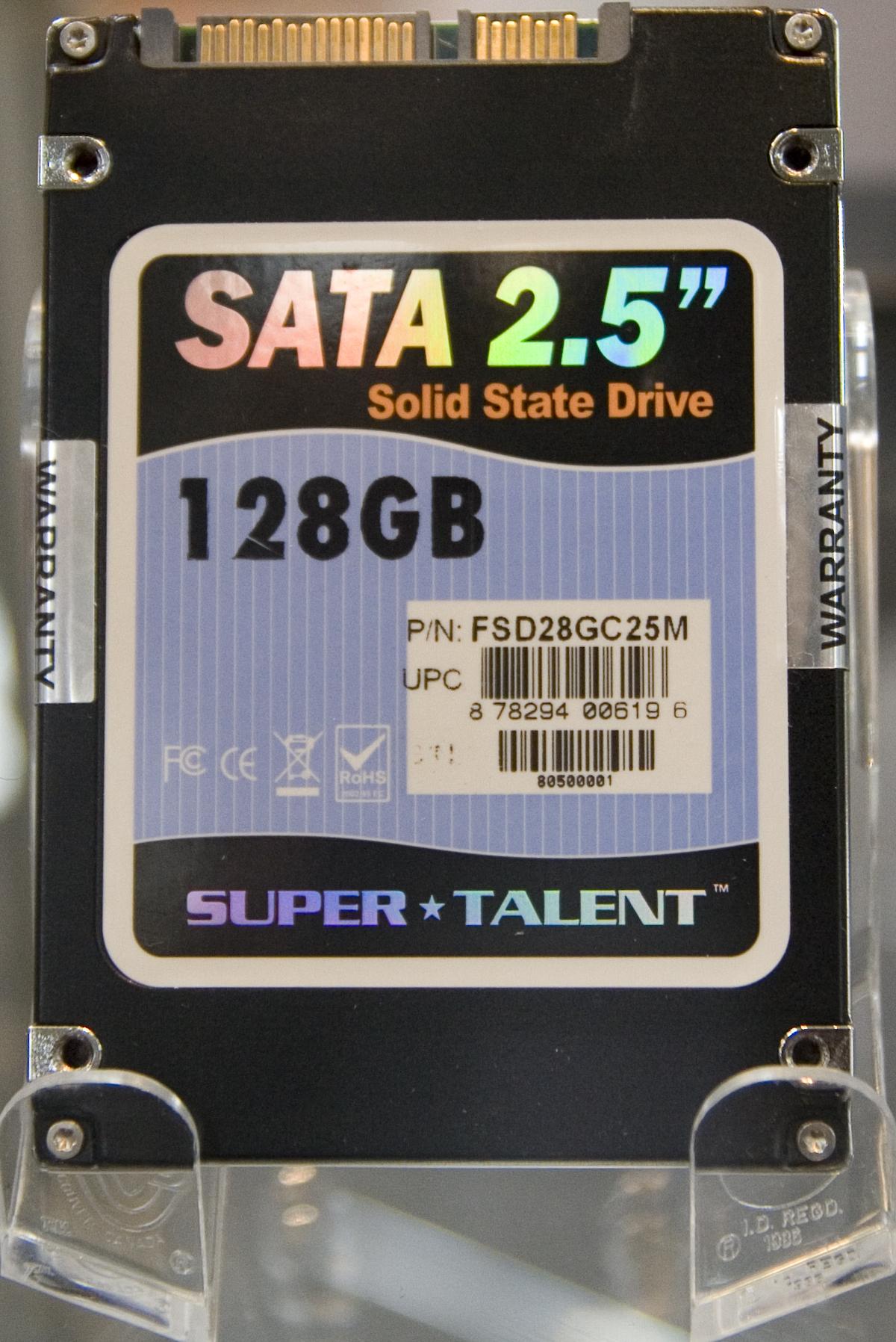 128 GB SSD også fra Super Talent