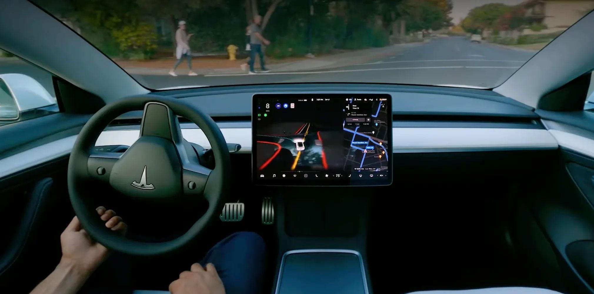 Teslas «full selvkjøring» oppgraderes og utvides til Canada