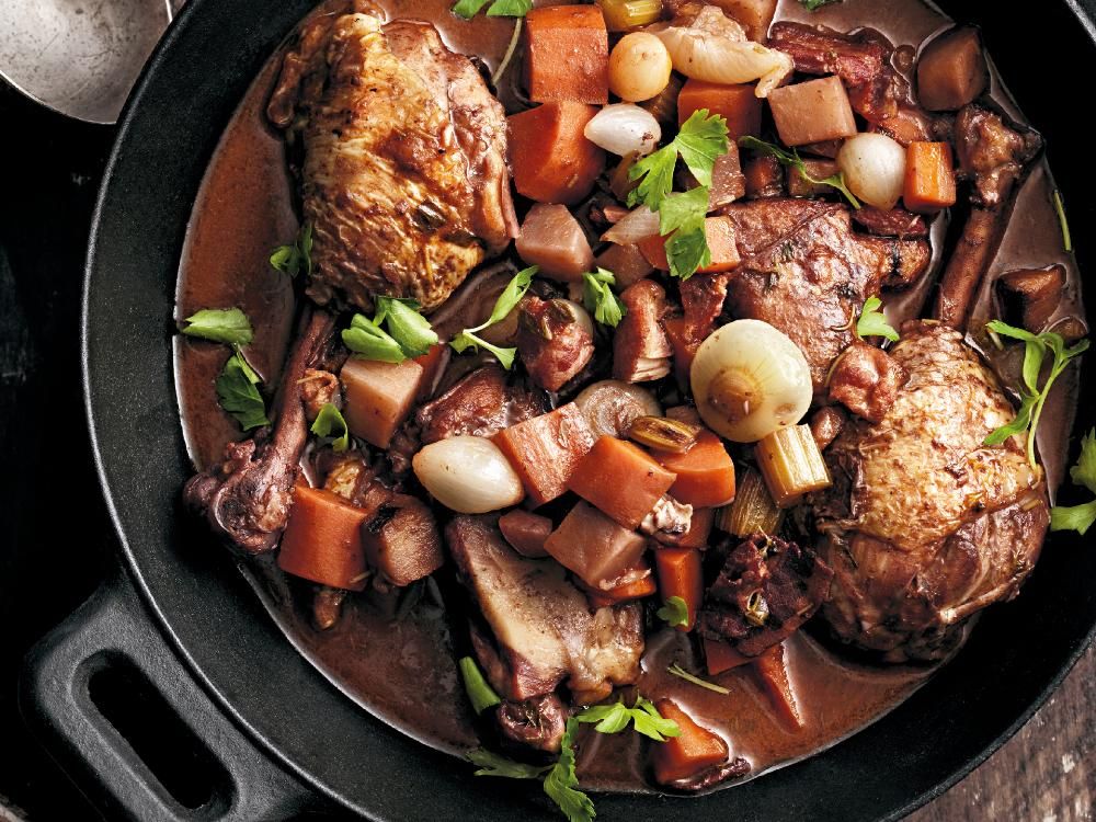 Coq au vin – Tareq Taylors recept med kyckling