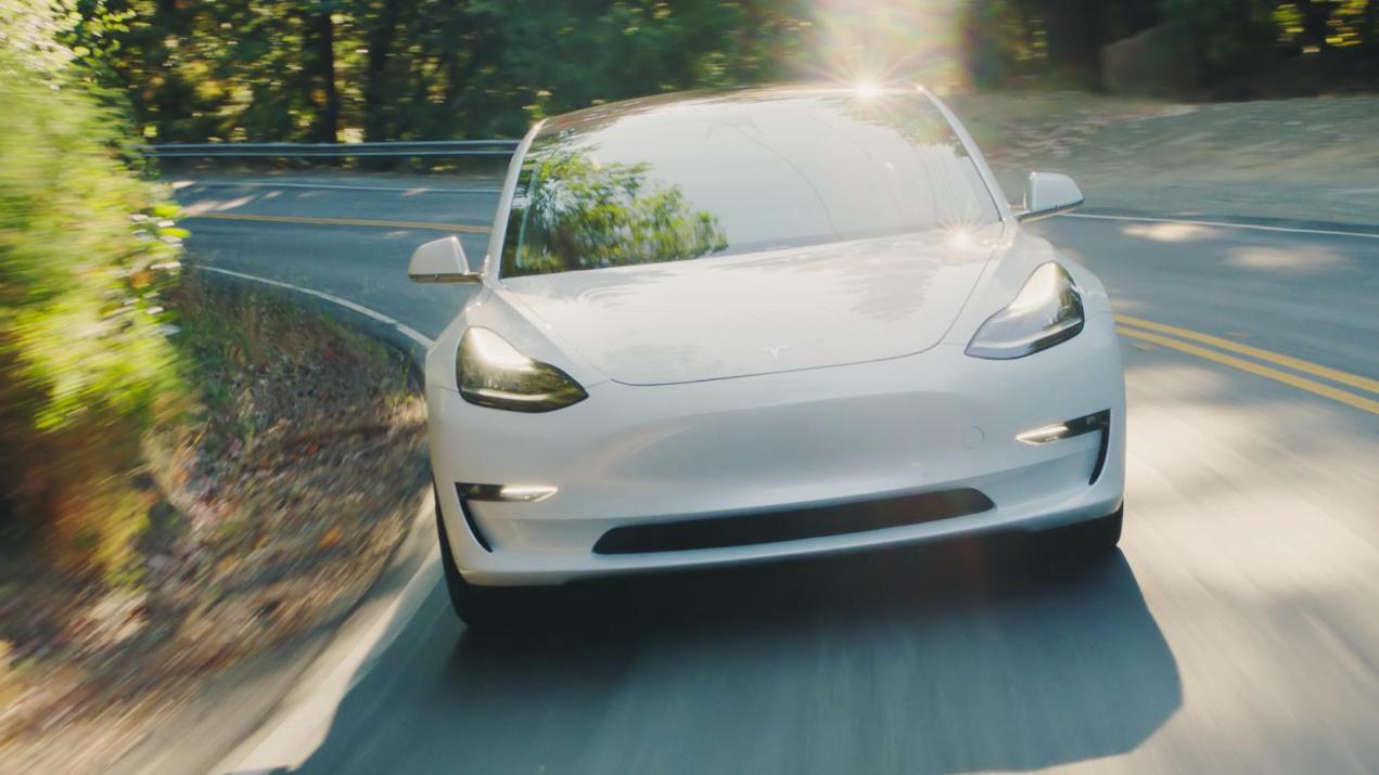 Model 3 har vært en stor suksess for Tesla