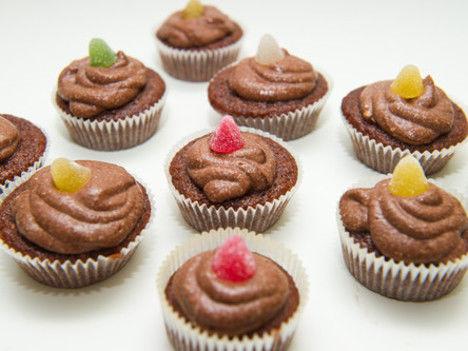 Cupcakes med sjokolademousse.