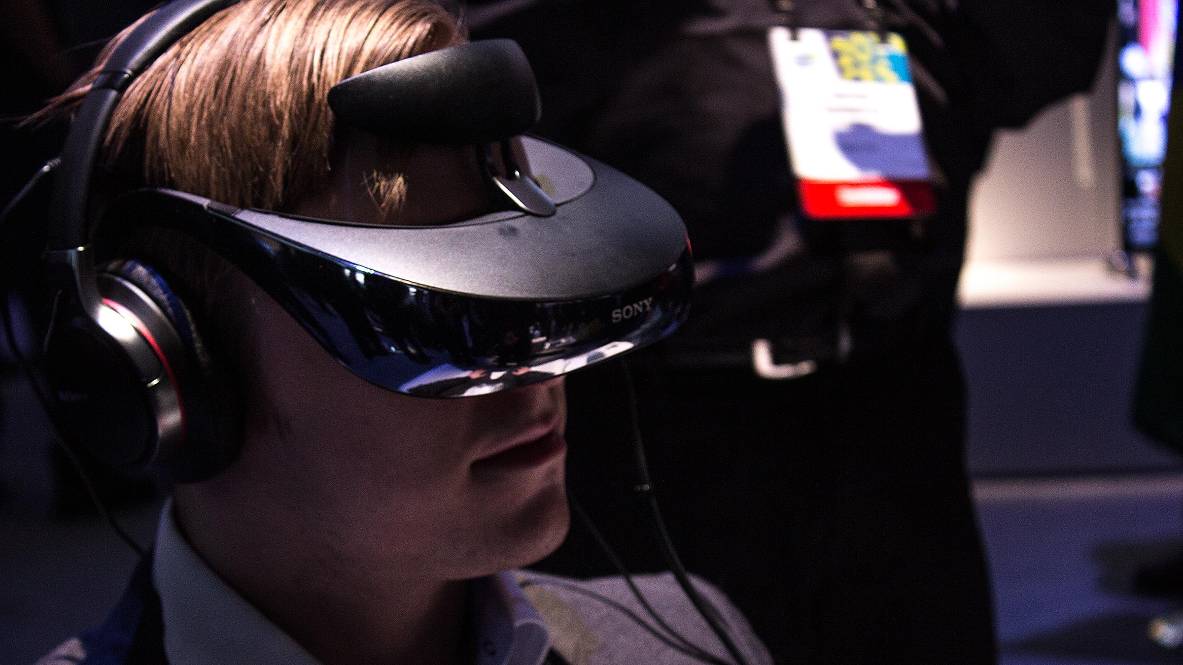 Vi fikk prøve Sonys «VR-briller»