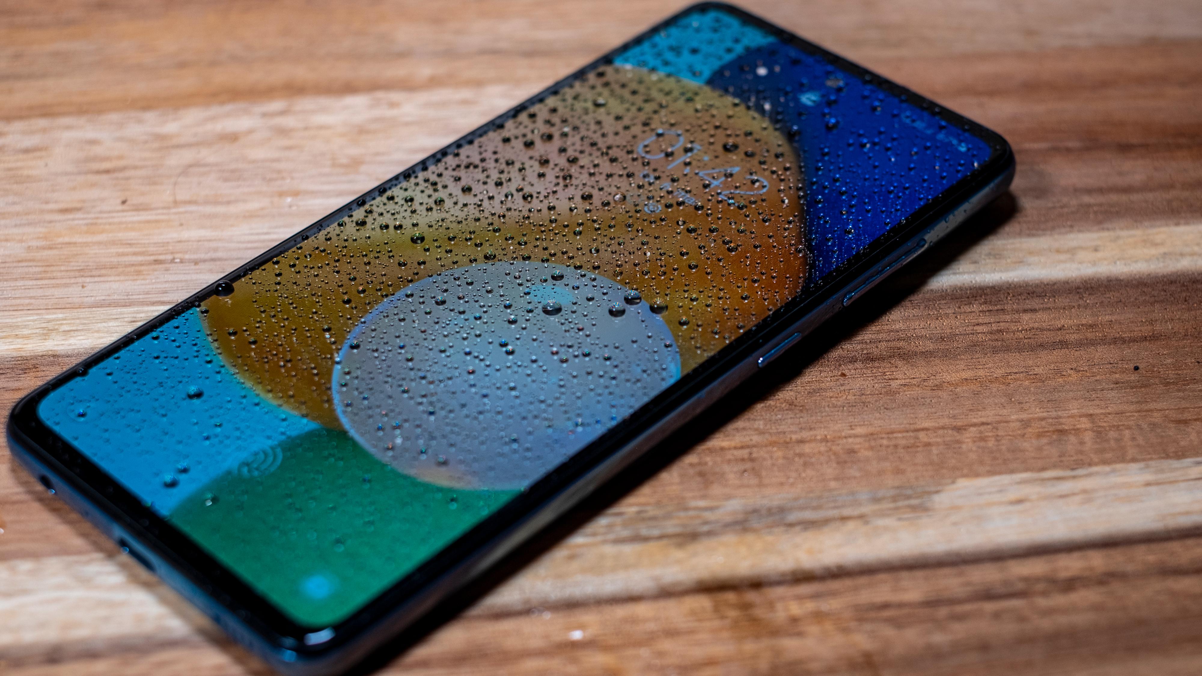 Galaxy A52 5G er vanntett. Det er en sjeldenhet i denne prisklassen.