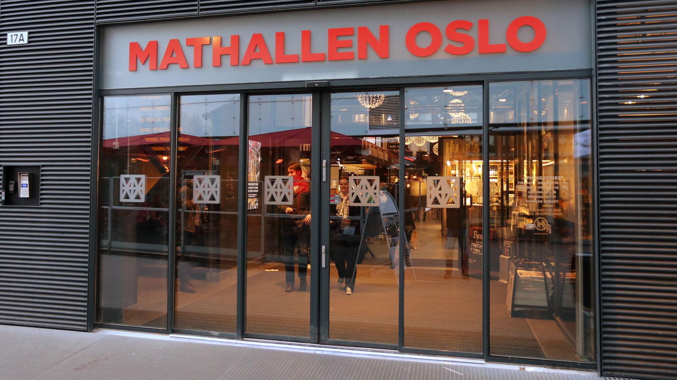 TREG START: Mathallen i Oslo opplever motgang. Hva er grunnen til det? Foto: Trond Solberg.
